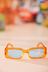 It's A Vibe Sunglasses Orange - Rogers Pearson